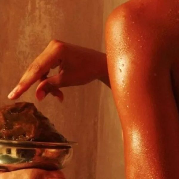 Gommage au savon noir à l'eucalyptus
